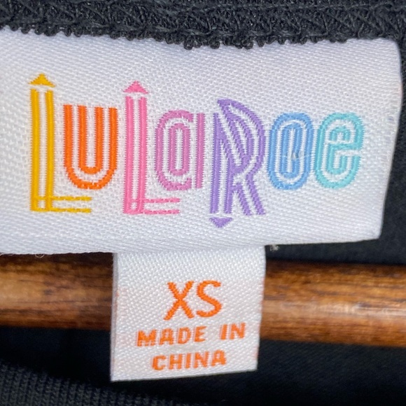 Lularoe size XS Women’s Black Orange Halloween Pumpkin Raglan Sleeve Irma Shirt - Picture 5 of 7